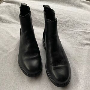 Clarks Chelsea Style Boot